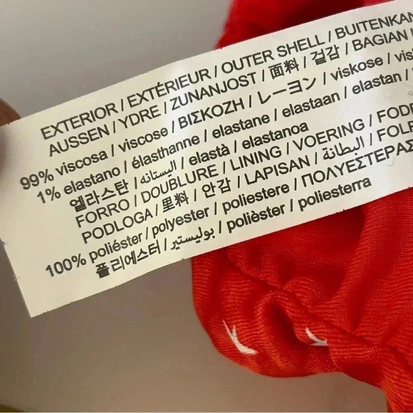 💕ZARA Red Satin  Laced V-NECK Viscose Blend Stars Print BODYSUIT SIZE M NWOT - Picture 9 of 9